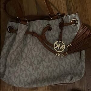 Michael Kors Tan and Cream Shoulder Bag